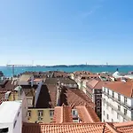 Flh Chiado Skyline Lissabon