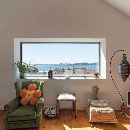 Flh Chiado Skyline *