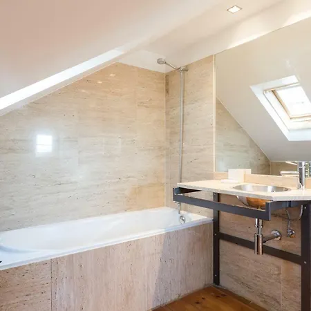 Flh Chiado Skyline * Lisboa